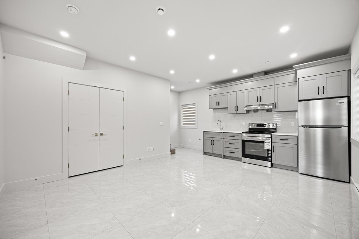 Garden / Landscaping Photo of 3015 E 19th Avenue, Vancouver, BC