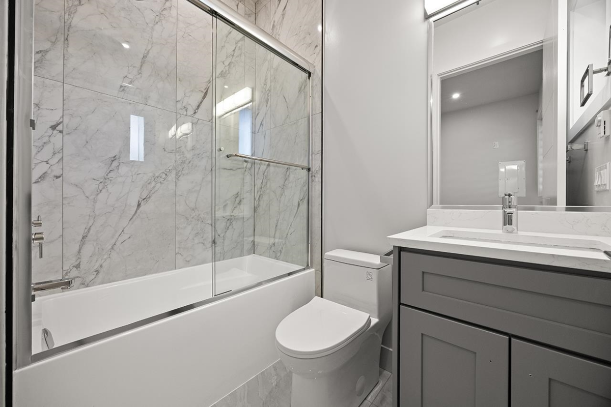 Outdoor Deck Photo of 3015 E 19th Avenue, Vancouver, BC