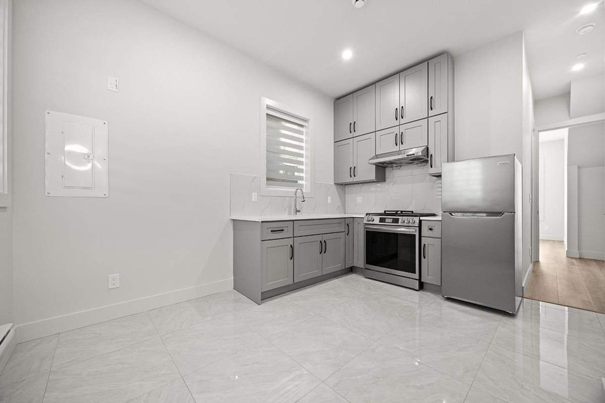 Outdoor Patio Photo of 3015 E 19th Avenue, Vancouver, BC