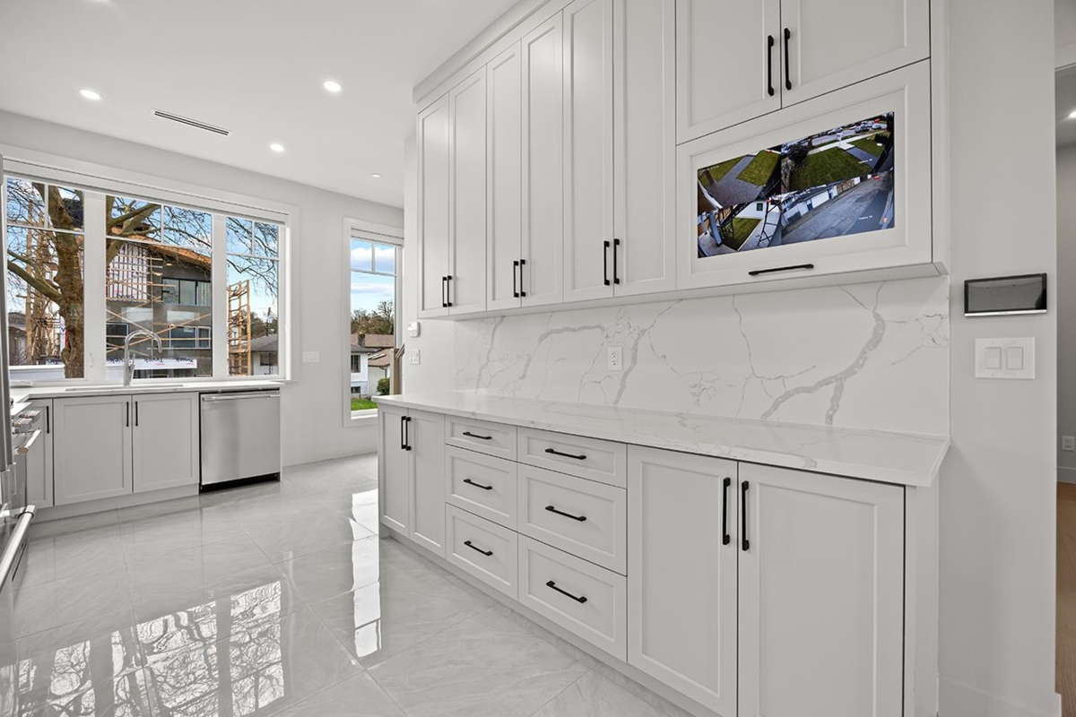 Primary Bathroom Photo of 3015 E 19th Avenue, Vancouver, BC