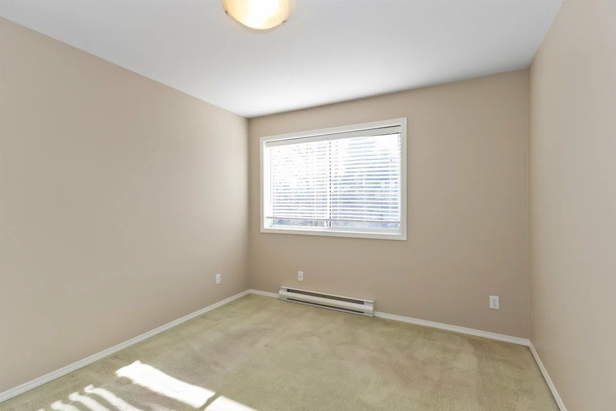 Basement Recreation Room Photo of 210 2450 Church Street, Abbotsford, BC