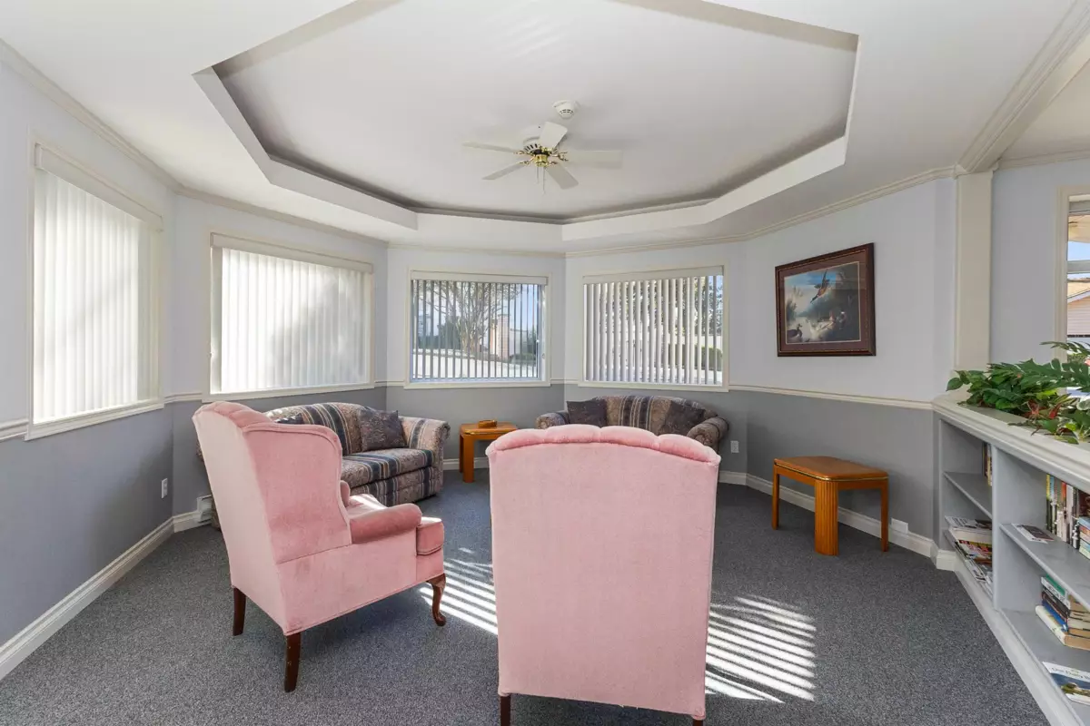Family Room Photo of 210 2450 Church Street, Abbotsford, BC