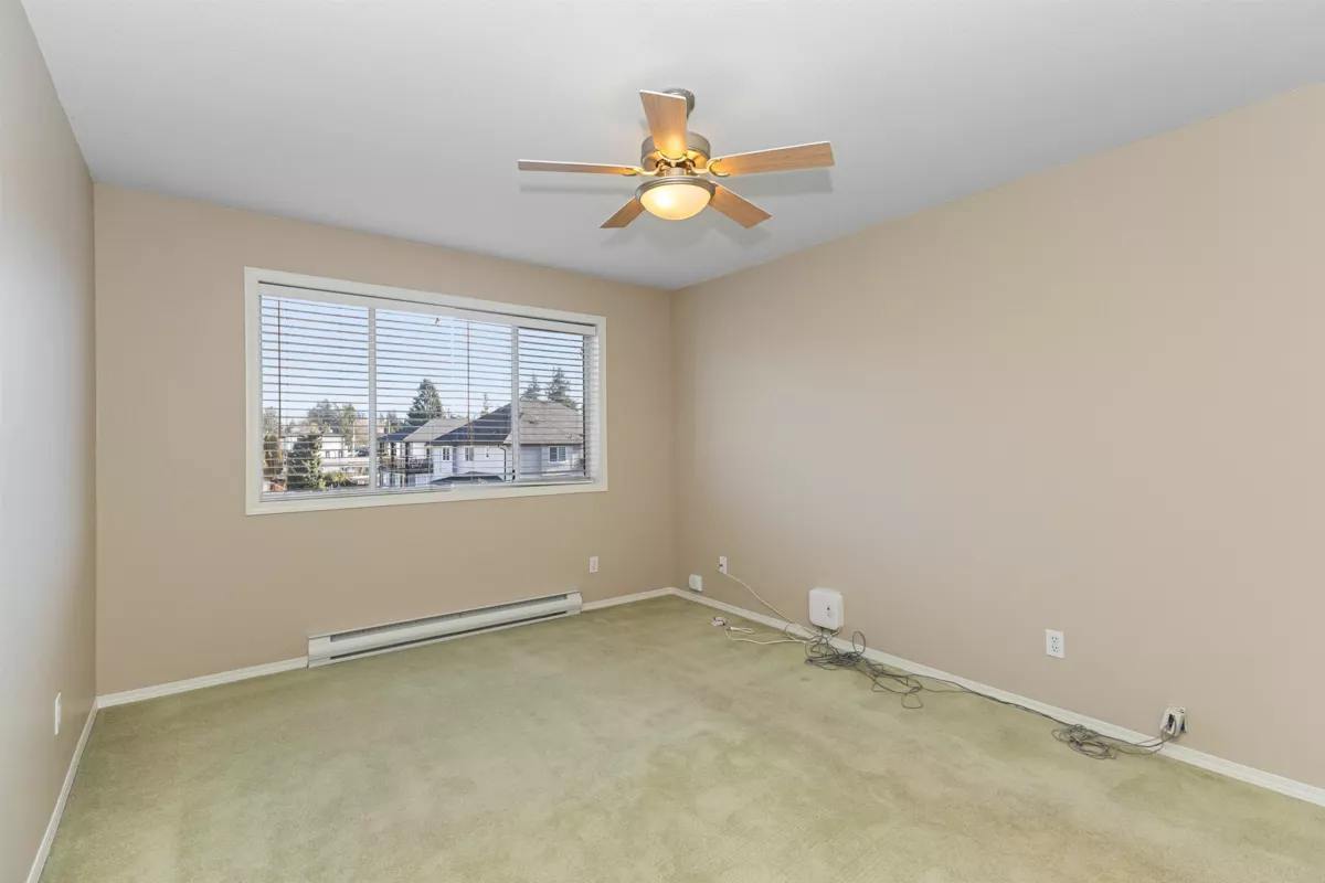 Office / Den Photo of 210 2450 Church Street, Abbotsford, BC