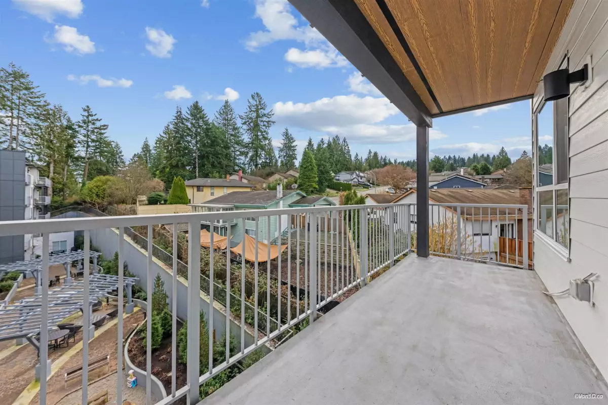 Dining Area Photo of 505 3229 St Johns Street, Port Moody, BC