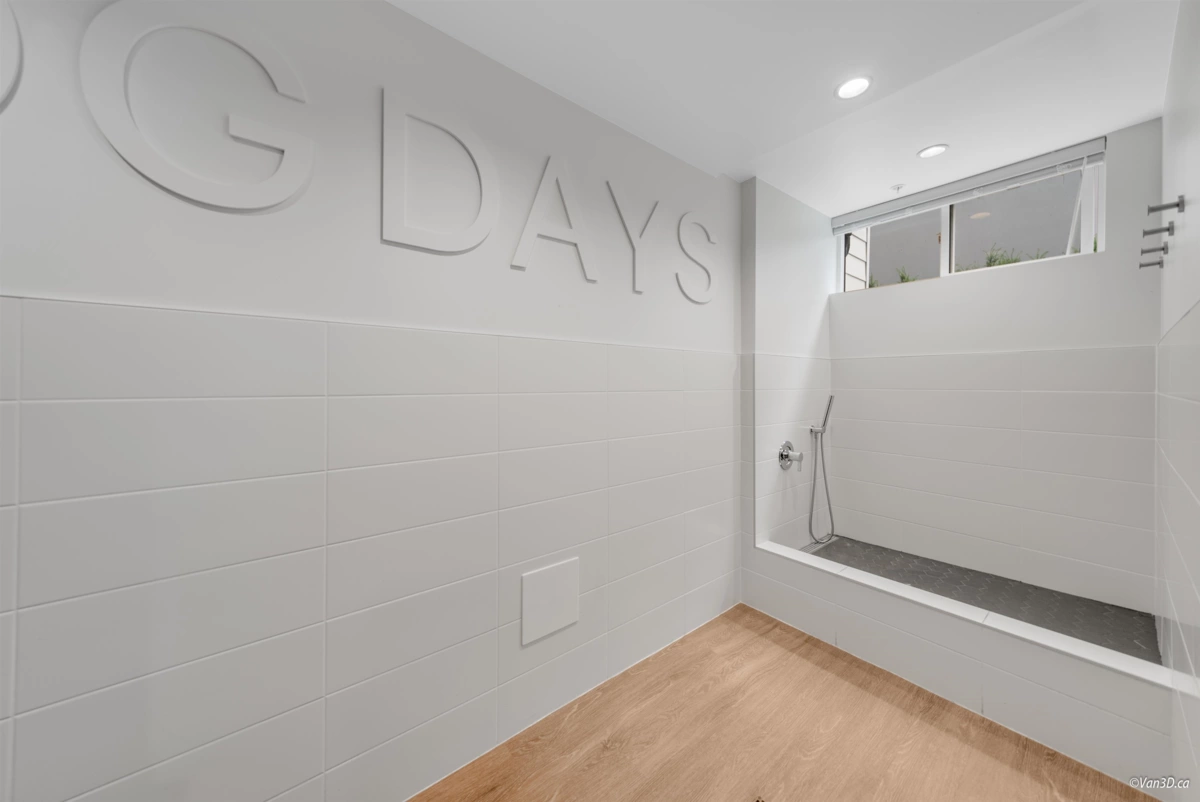 Hot Tub / Spa Photo of 505 3229 St Johns Street, Port Moody, BC