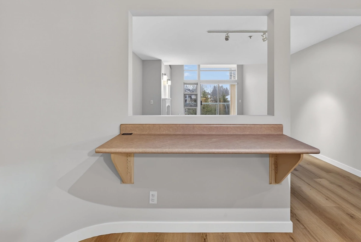 Breakfast Nook Photo of 401 301 Maude Road, Port Moody, BC