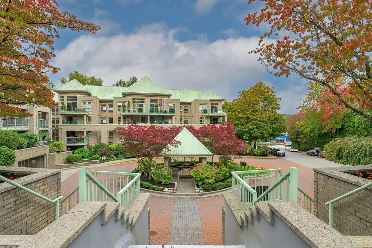 Garden / Landscaping Photo of 401 301 Maude Road, Port Moody, BC