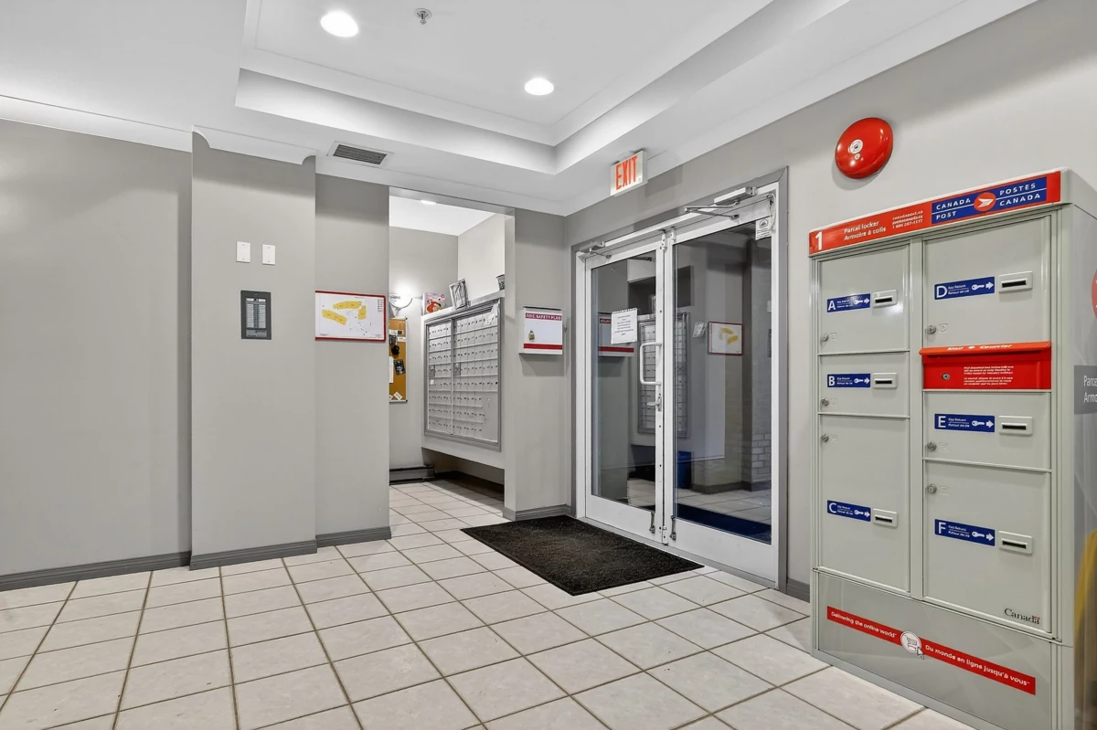 Outdoor Kitchen Photo of 401 301 Maude Road, Port Moody, BC