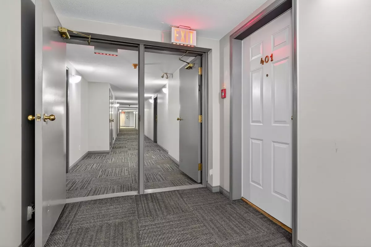 Staircase Photo of 401 301 Maude Road, Port Moody, BC