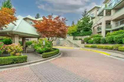 401 301 Maude Road, Port Moody, BC, North Shore Pt Moody — 2 bed apartment/condo for sale