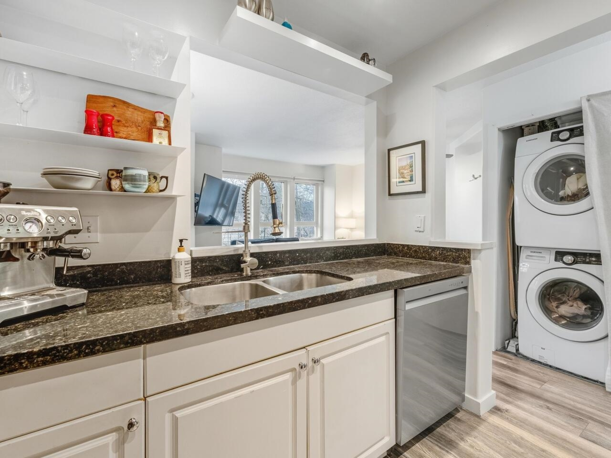 Kitchen Photo of 305 1915 E Georgia Street, Vancouver, BC