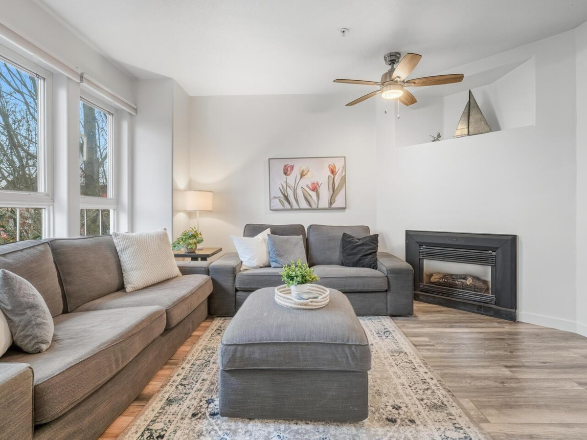Primary Bathroom Photo of 305 1915 E Georgia Street, Vancouver, BC