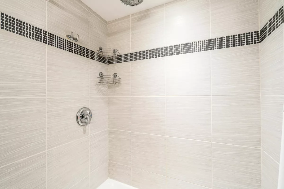 Office / Den Photo of 201 1995 Beach Avenue, Vancouver, BC