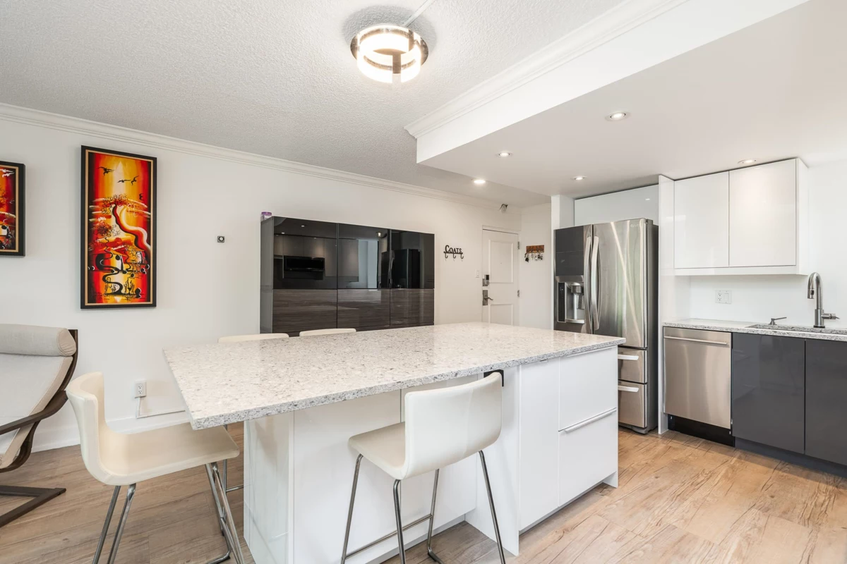 Primary Bedroom Photo of 201 1995 Beach Avenue, Vancouver, BC