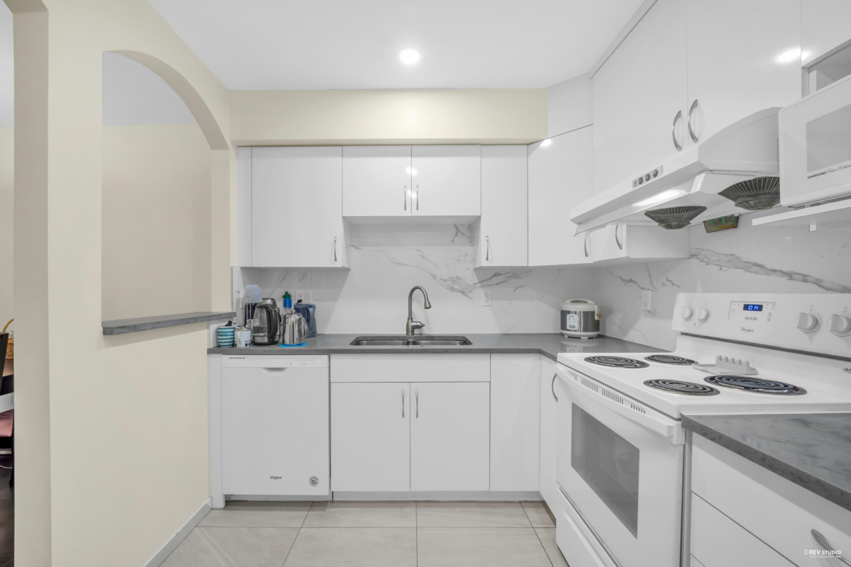 Bedroom 2 Photo of 25 7488 Salisbury Avenue, Burnaby, BC