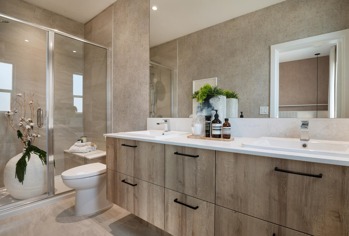 Kitchen Island Photo of 85 3025 Mcmillan Road, Abbotsford, BC