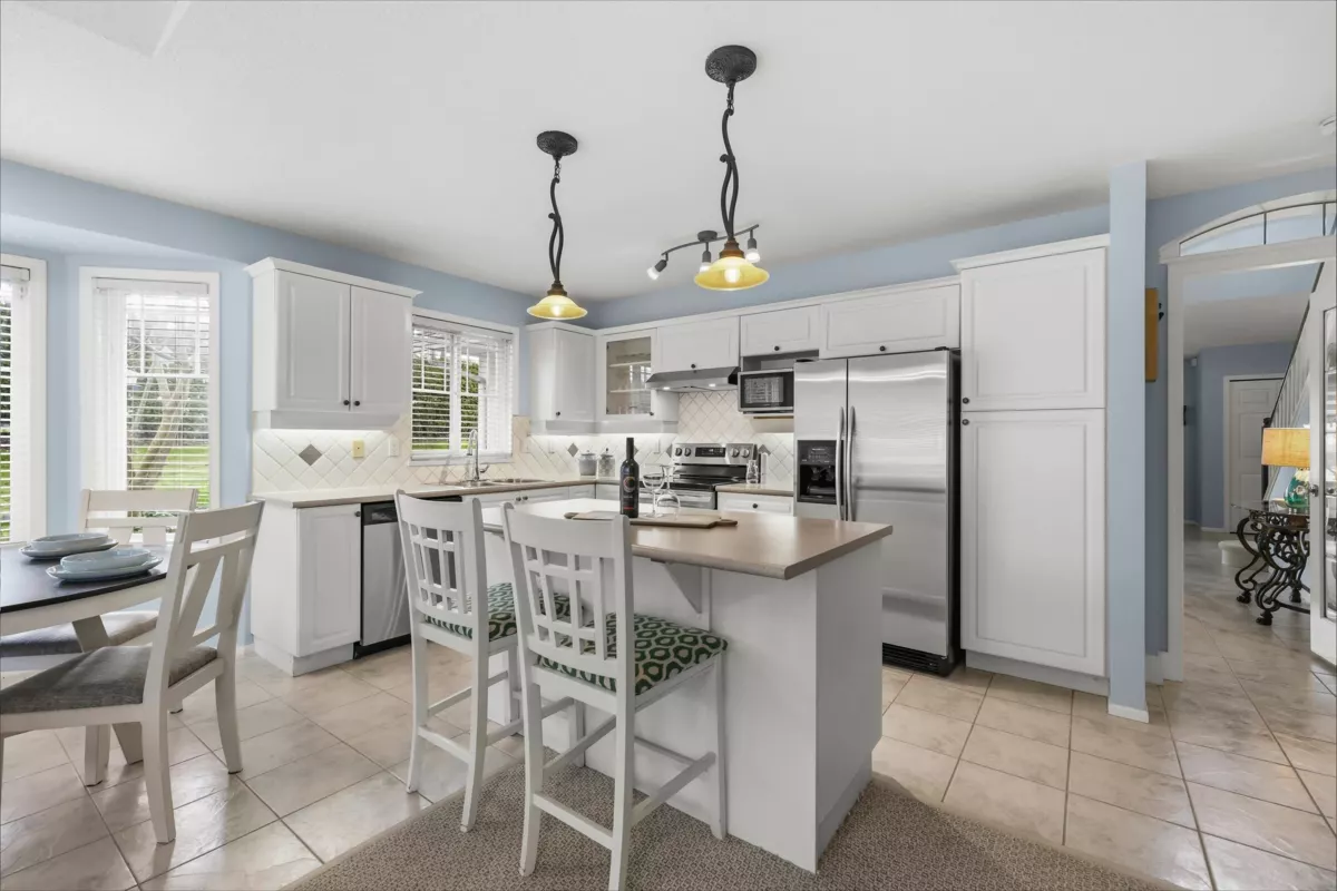 Breakfast Nook Photo of 27 6488 168 Street, Surrey, BC