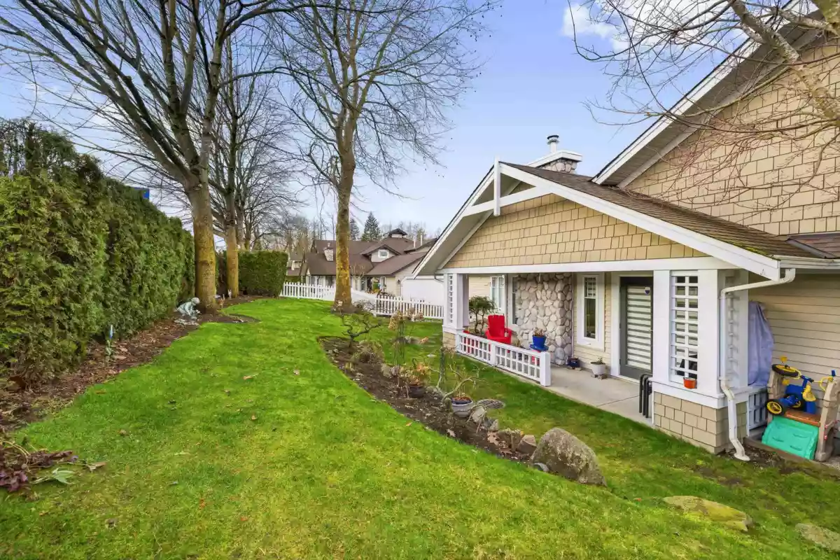 Garage Interior Photo of 27 6488 168 Street, Surrey, BC