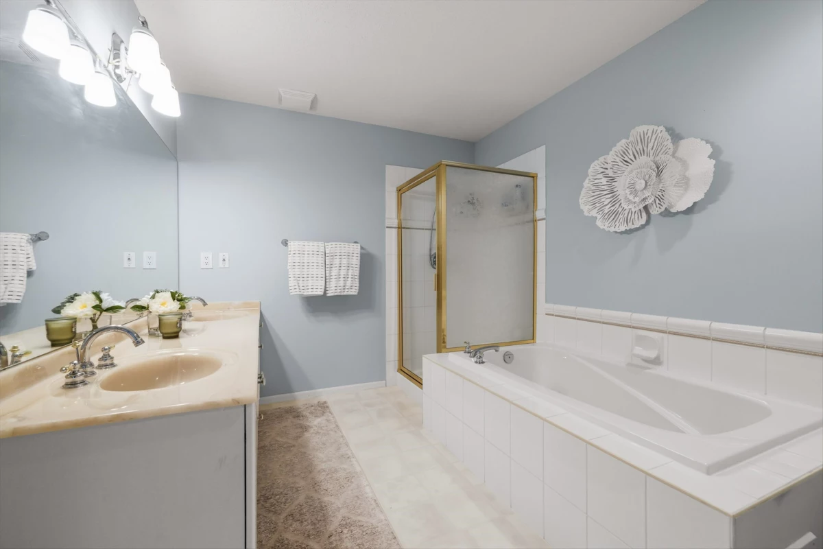 Guest Bathroom Photo of 27 6488 168 Street, Surrey, BC