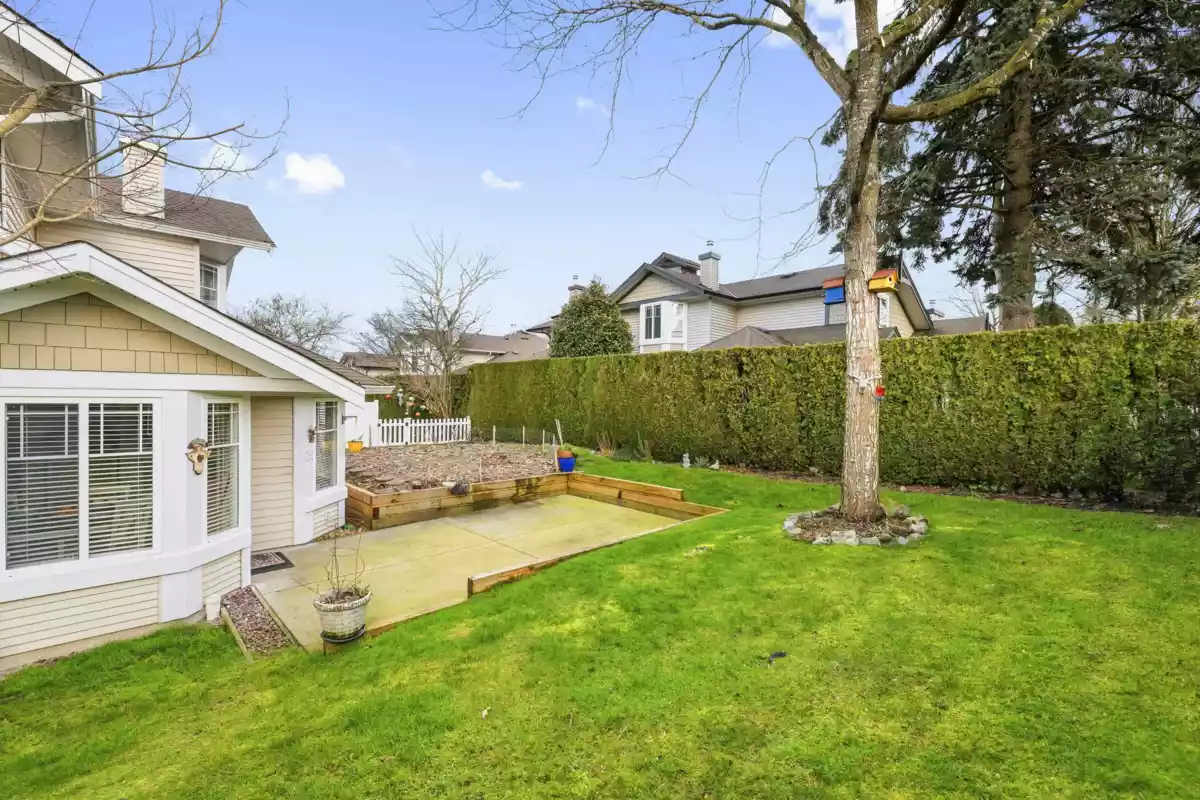 Staircase Photo of 27 6488 168 Street, Surrey, BC