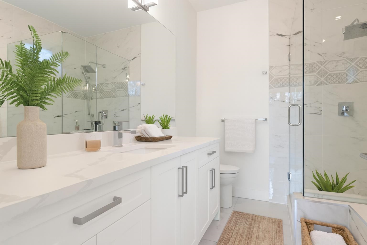 Breakfast Nook Photo of 48 20118 Beacon Road, Hope, BC