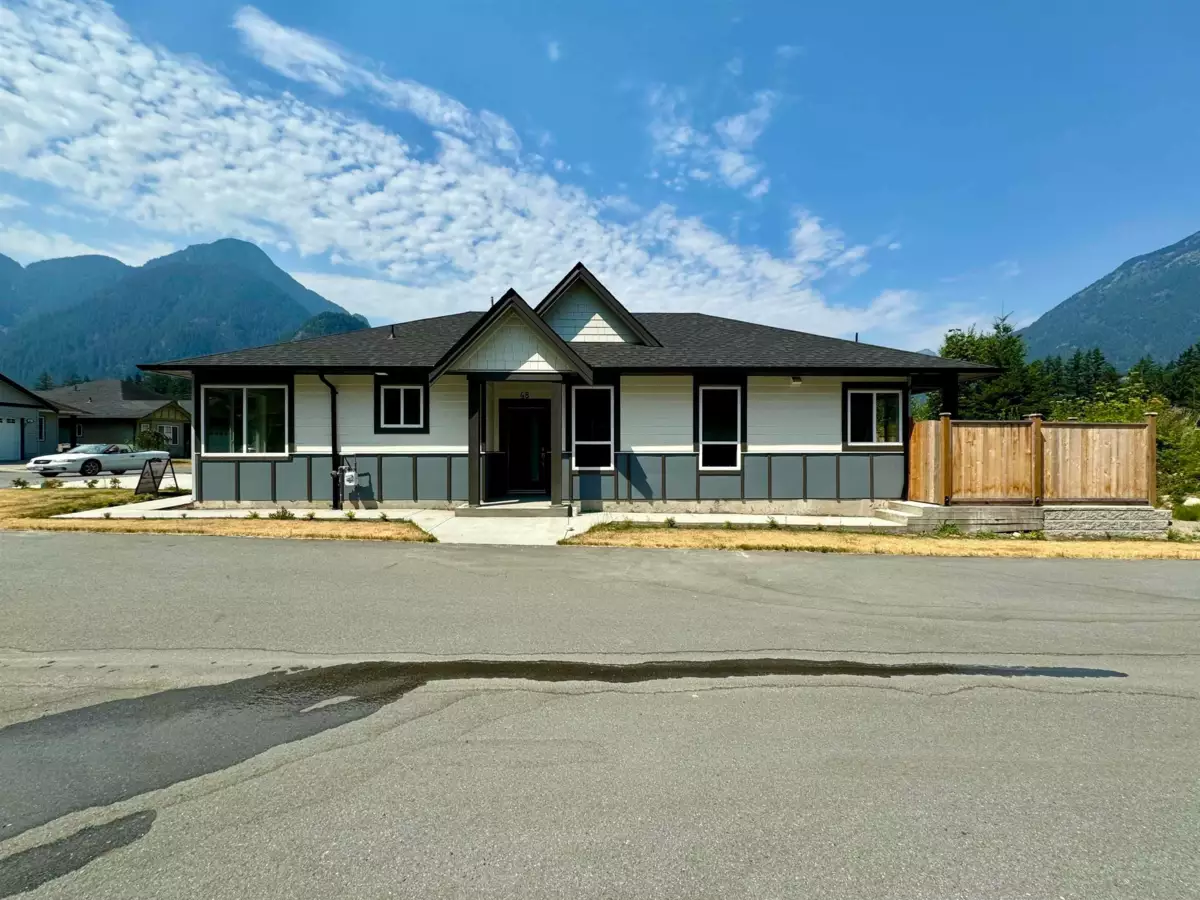 Kitchen Photo of 48 20118 Beacon Road, Hope, BC