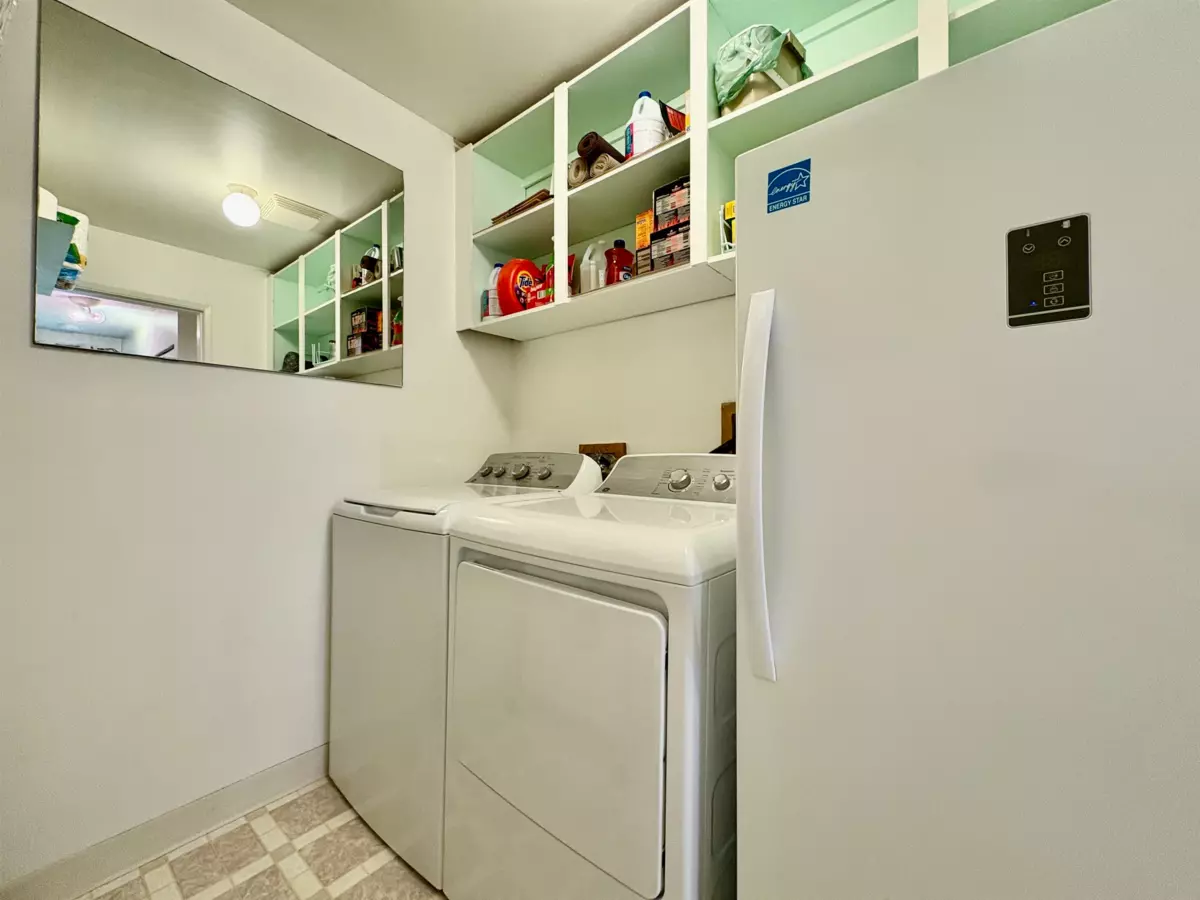 Guest Bathroom Photo of 302 32098 George Ferguson Way, Abbotsford, BC