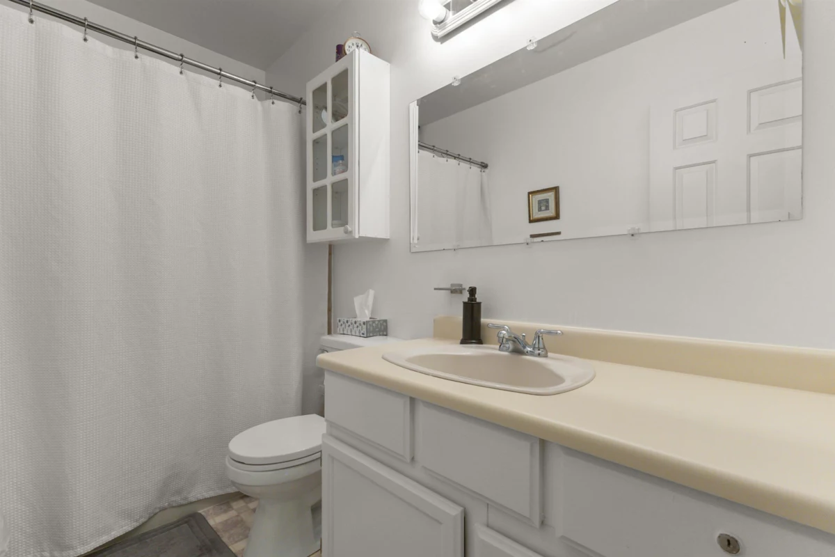 Office / Den Photo of 302 32098 George Ferguson Way, Abbotsford, BC