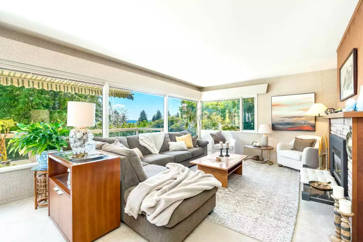 Family Room Photo of 792 Anderson Crescent, West Vancouver, BC