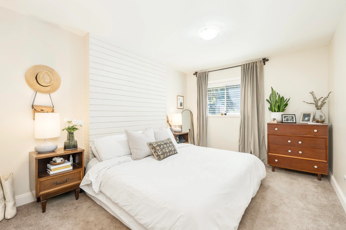 Hallway Photo of 792 Anderson Crescent, West Vancouver, BC