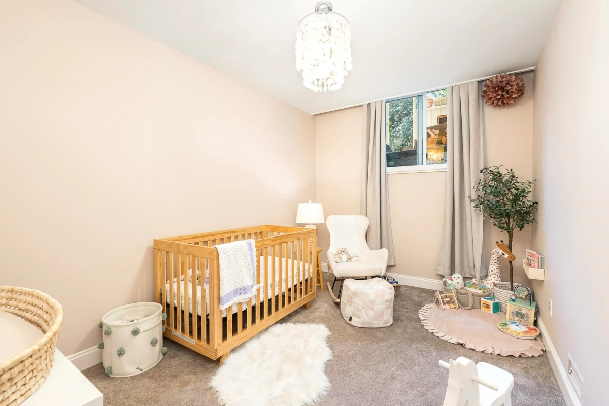 Staircase Photo of 792 Anderson Crescent, West Vancouver, BC