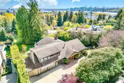 Neighborhood Park Photo Near 792 Anderson Crescent, West Vancouver, BC