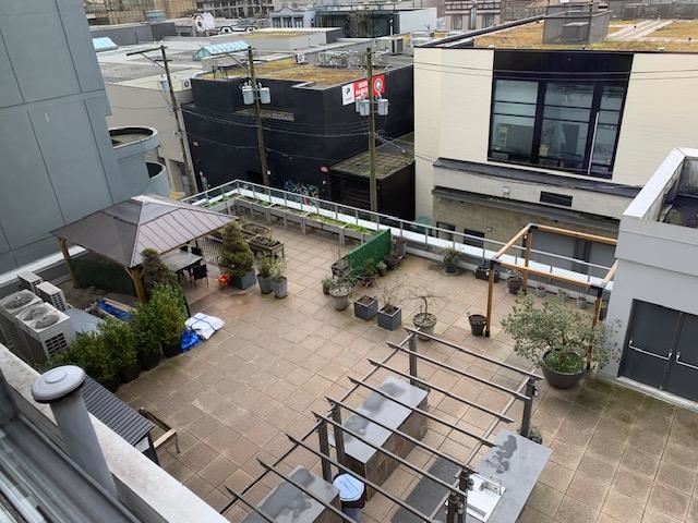 Breakfast Nook Photo of 510 1060 Alberni Street, Vancouver, BC