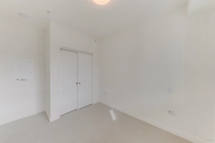 Primary Bathroom Photo of 317 13777 75a Avenue, Surrey, BC