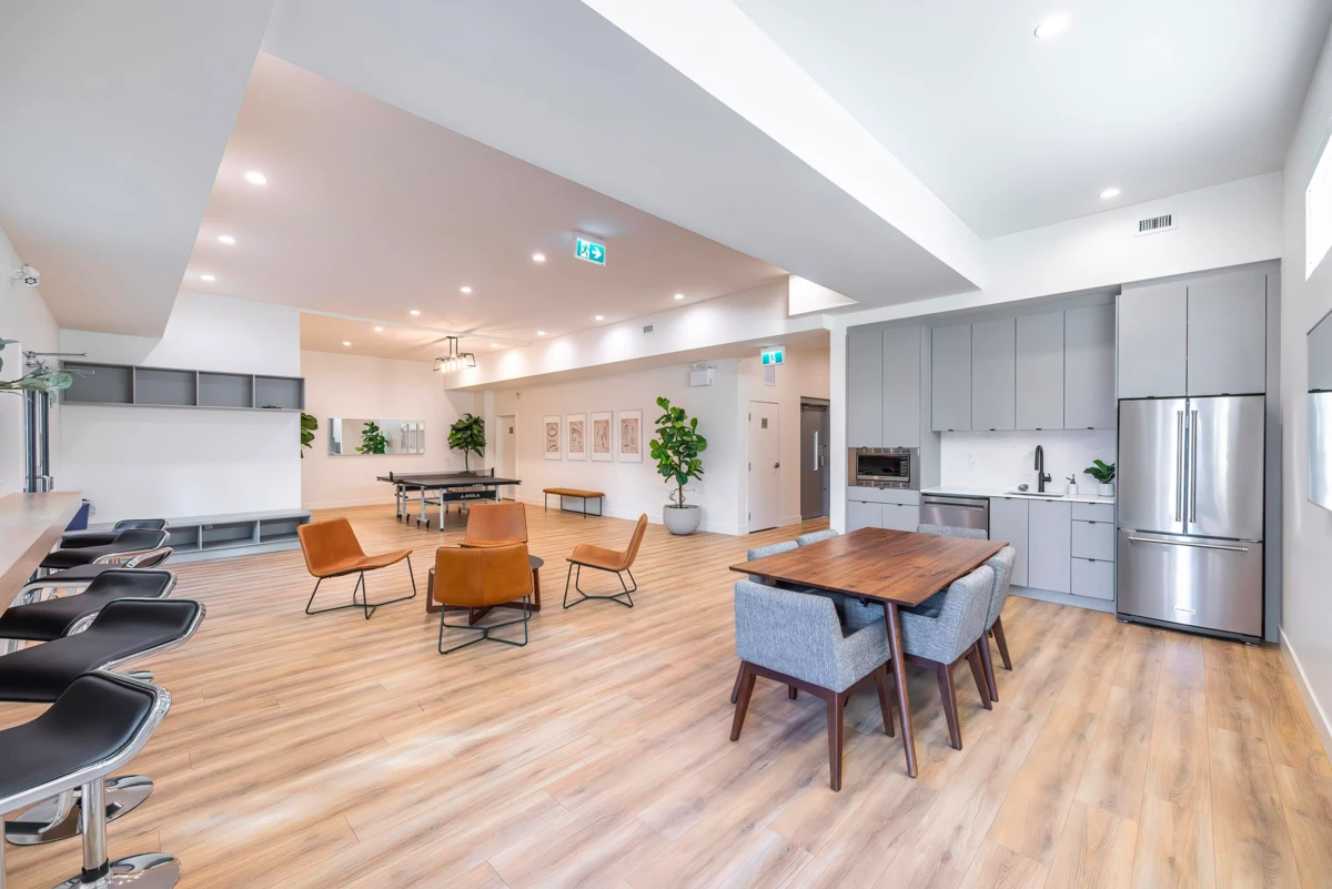 Front Yard Photo of 50 16561 17a Avenue, Surrey, BC