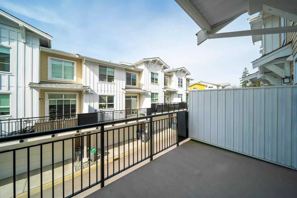 Garden / Landscaping Photo of 50 16561 17a Avenue, Surrey, BC