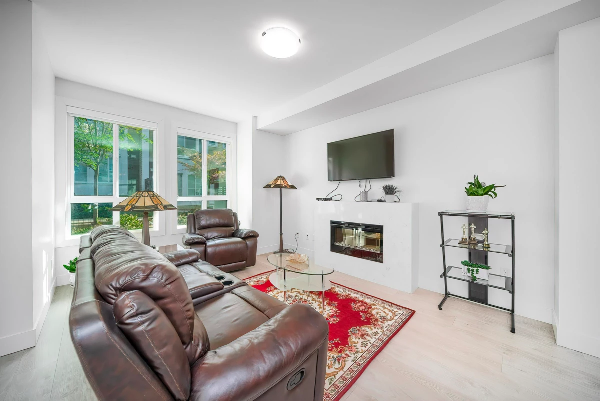 Primary Bedroom Photo of 50 16561 17a Avenue, Surrey, BC