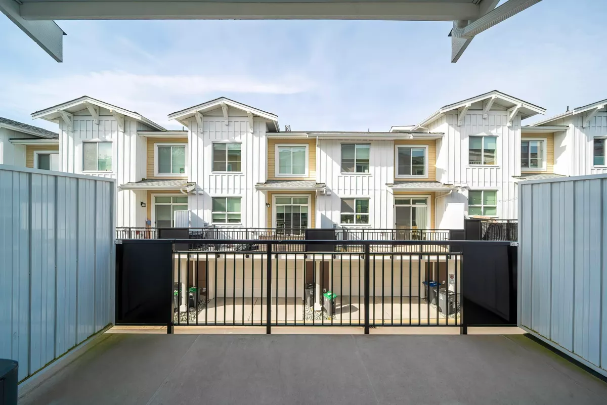 Staircase Photo of 50 16561 17a Avenue, Surrey, BC
