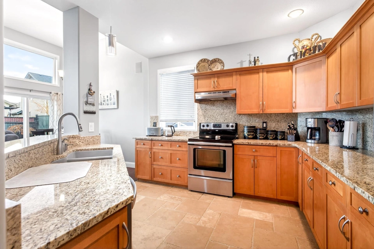 Powder Room Photo of 2473 Nile Gate, Port Coquitlam, BC