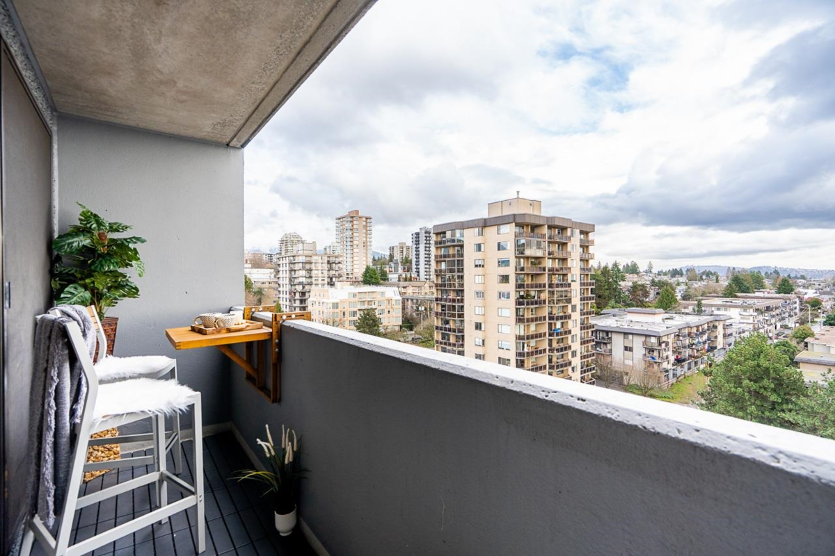 Bedroom 4 Photo of 1202 110 W 4th Street, North Vancouver, BC