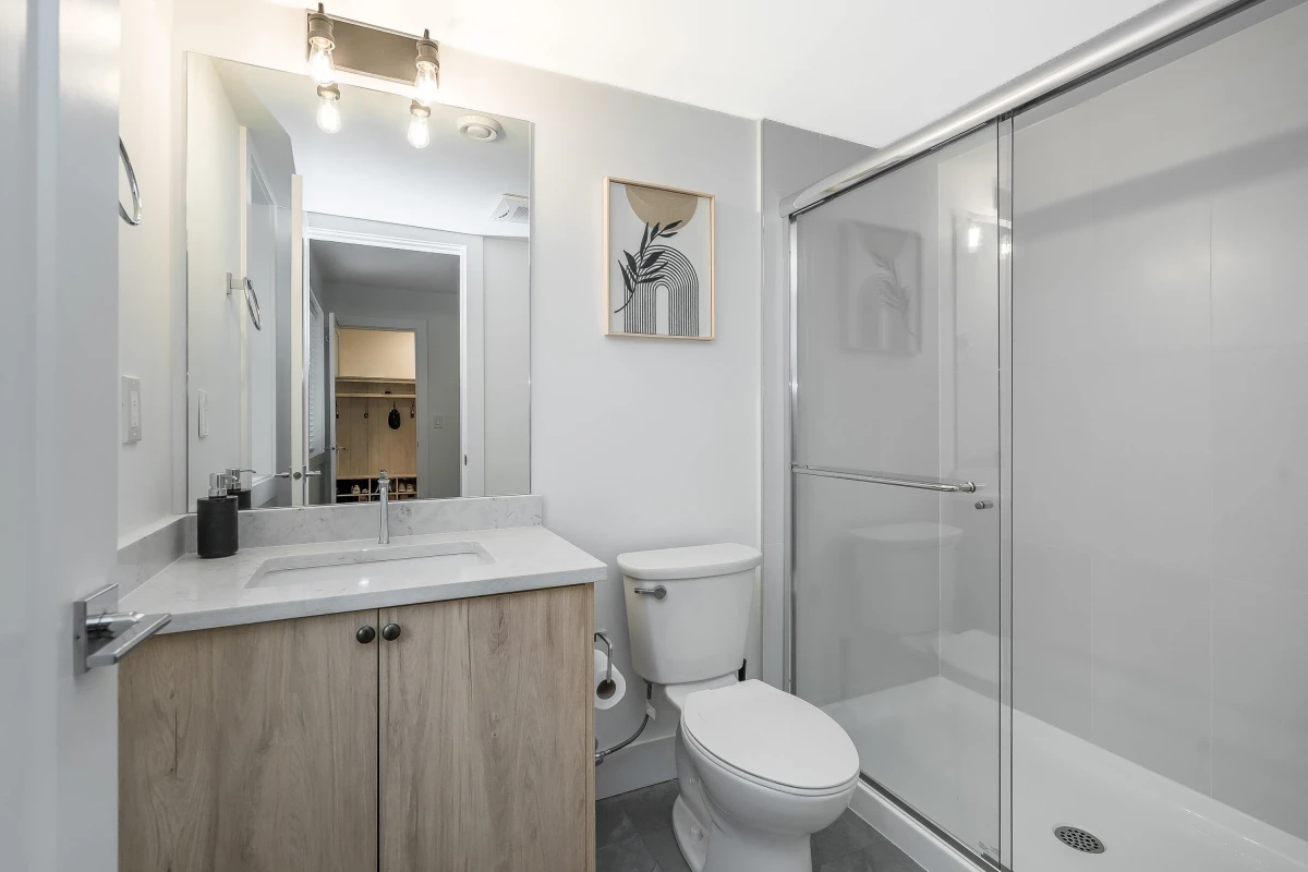 Hot Tub / Spa Photo of 5 14355 62 Avenue, Surrey, BC