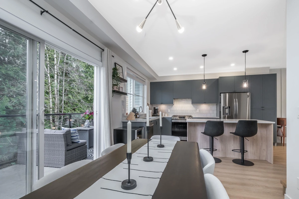 Laundry Room Photo of 5 14355 62 Avenue, Surrey, BC