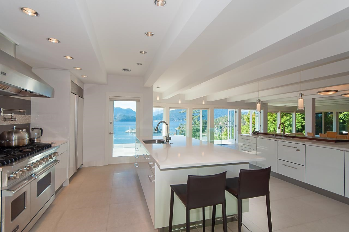 Living Room Photo of 6175 Nelson Avenue, West Vancouver, BC