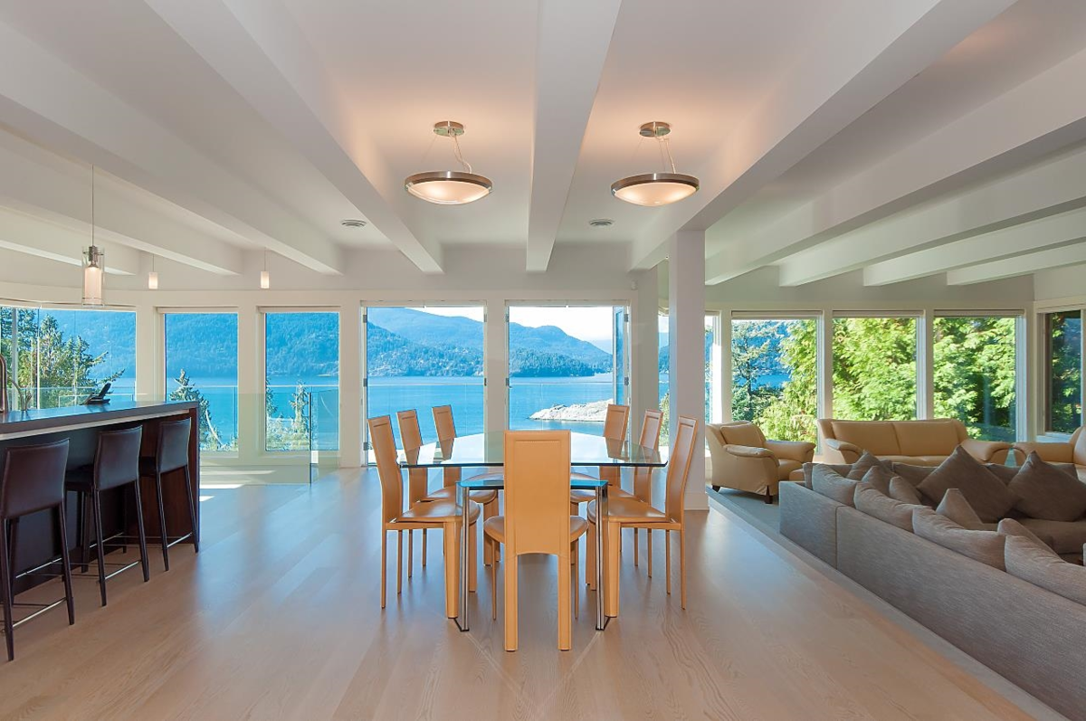 Primary Bathroom Photo of 6175 Nelson Avenue, West Vancouver, BC