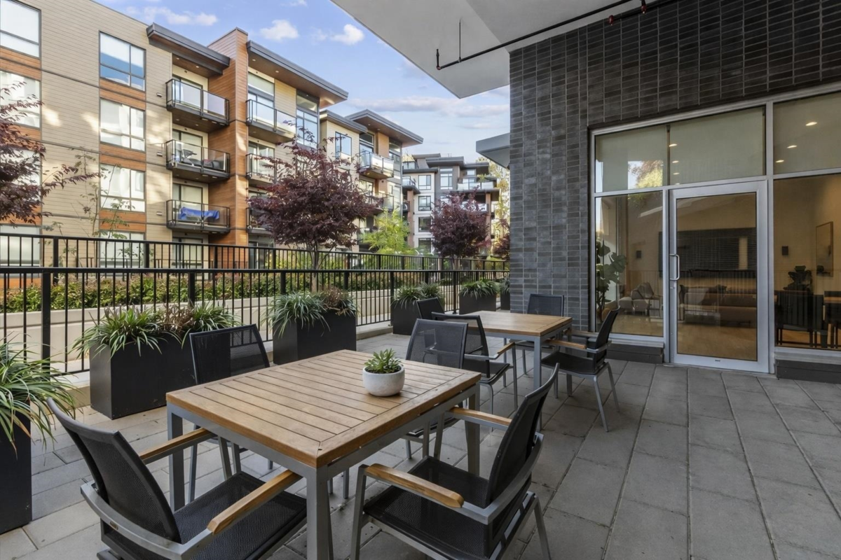 Guest Bathroom Photo of 414 725 Marine Drive, North Vancouver, BC