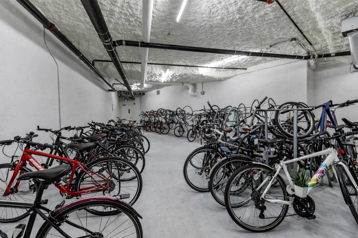 Loft / Bonus Room Photo of 414 725 Marine Drive, North Vancouver, BC