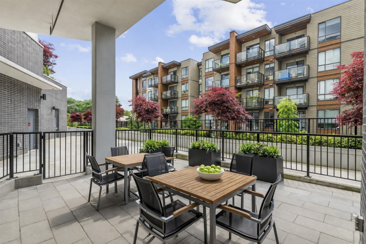 Powder Room Photo of 414 725 Marine Drive, North Vancouver, BC