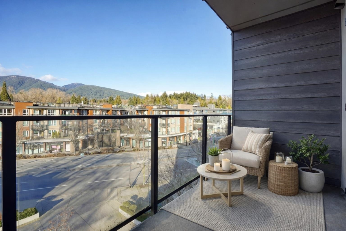 Primary Bathroom Photo of 414 725 Marine Drive, North Vancouver, BC