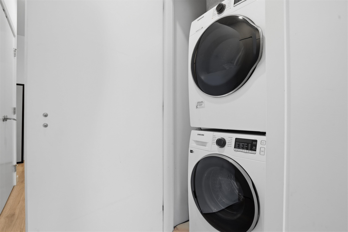 Primary Bedroom Photo of 414 725 Marine Drive, North Vancouver, BC