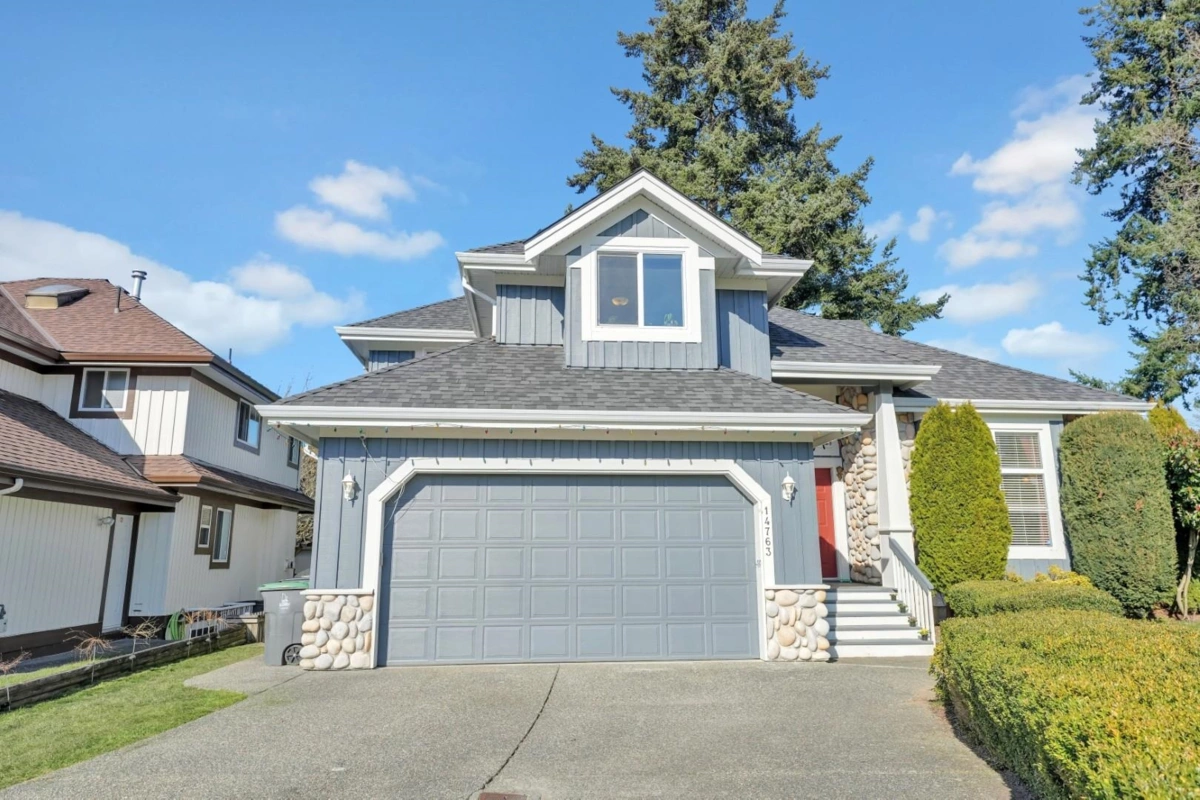 Fitness Center Photo Near 14763 31a Avenue, Surrey, BC